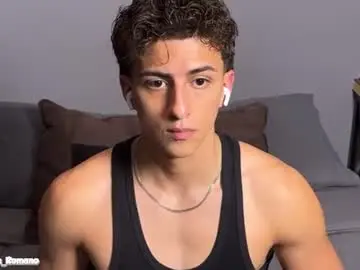 Chaturbate Sex Chat of salvatore_romanoo