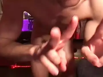 Chaturbate Live Porn of twink_boy98