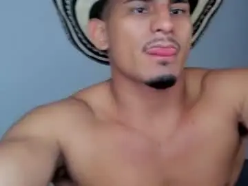 Chaturbate Live Porn of alan_newton1