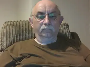 Chaturbate Live Sex Cam of grey_dom