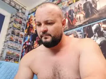 Chaturbate Nude Webcam of muscular_bear