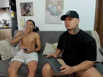 Chaturbate Free Porn Cam of straight__friends