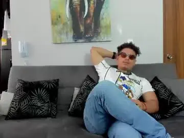Chaturbate Adult Video Chat of straight__friends