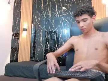 Chaturbate Free Live Porn of valerihot_1