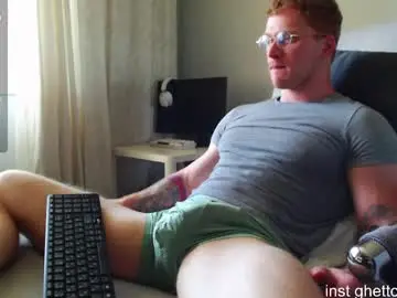 Chaturbate Sex Cam of chris_boy37
