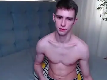 Chaturbate Live Sex Cam of alfie_evanss
