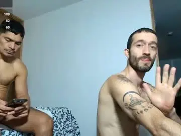 Chaturbate Live Sex Cam of alejandro_bigcock