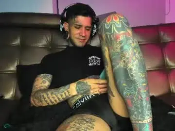 Chaturbate Nude Webcam of jhonny_ackerman