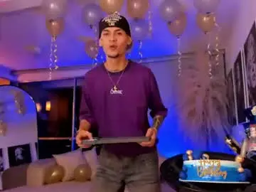 Chaturbate Live Sex Cam of lennercollins_