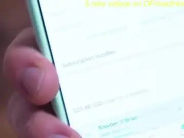 Chaturbate Live Porn of machinebumkelly
