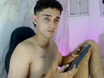 Chaturbate Free Porn Cam of nathan_shimmer