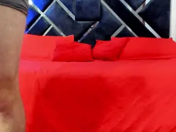 Chaturbate Free Porn Cam of loganwolfjs