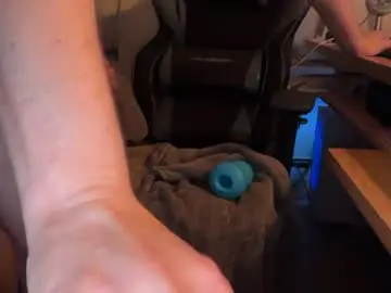 Chaturbate Nude Webcam of throwawaybyfuture