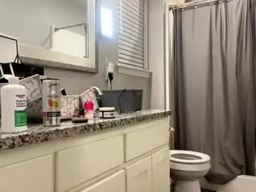 Chaturbate Live Sex of hottiewithabody101