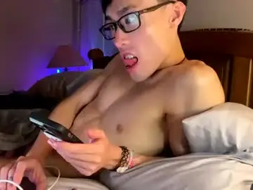 Chaturbate Live Sex Cam of hottiewithabody101