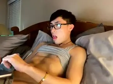 Chaturbate Live Sex Cam of hottiewithabody101