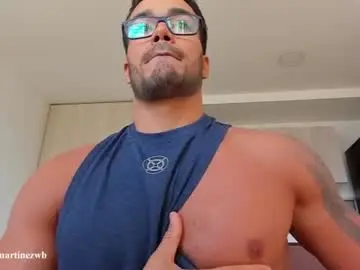 Chaturbate Best live sex cam show of alexander_martines