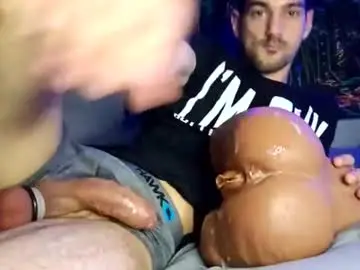 Chaturbate Sex Cam of bigwhitecock_liam