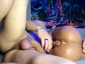 Chaturbate Nude Webcam of bigwhitecock_liam