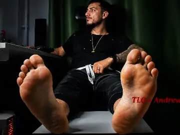 Chaturbate Free Porn Cam of andrewbanner