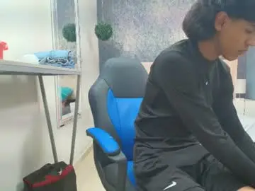Chaturbate Best live sex cam show of zayn_fox32