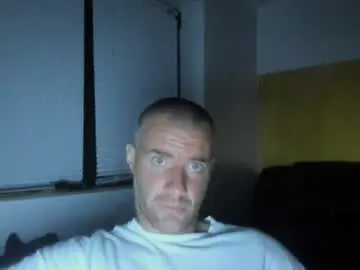Chaturbate Adult Video Chat of alfiesolomons87