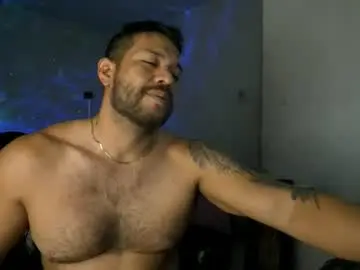 Chaturbate Free Porn Cam of machohandsome