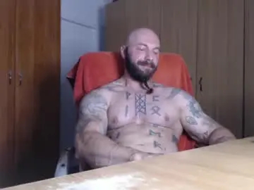Chaturbate Watch Live Sex Cams of strongivan