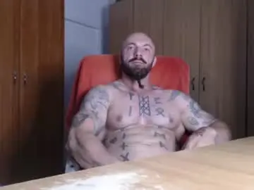 Chaturbate Best live sex cam show of strongivan