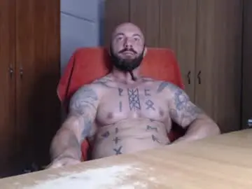 Chaturbate Watch Live Sex Cams of strongivan