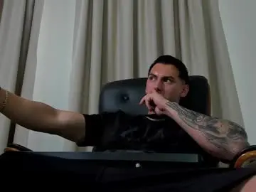 Chaturbate Free Live Porn of clintmasterss