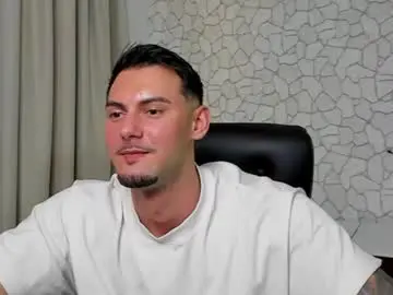Chaturbate Live Sex Cam of clintmasterss