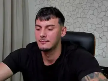 Chaturbate Free Live Porn of clintmasterss