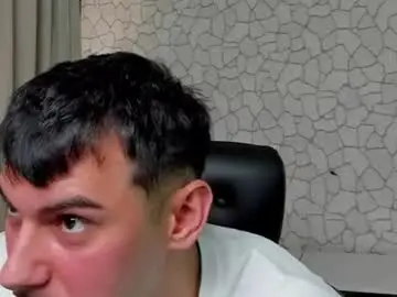 Chaturbate Live Porn of clintmasterss