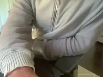 Chaturbate Live Sex Cam of cuckgriff23
