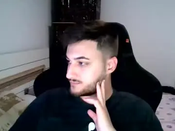 Chaturbate Live Sex Cam of kenan_10