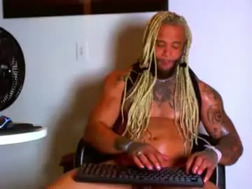 Chaturbate Best live sex cam show of ragnarrock25