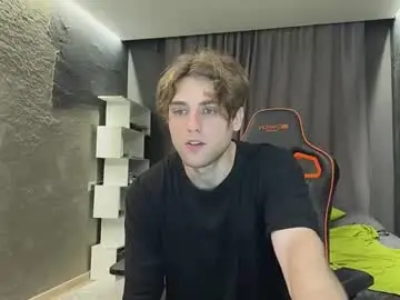 Chaturbate Live Sex Cam of devilnut1
