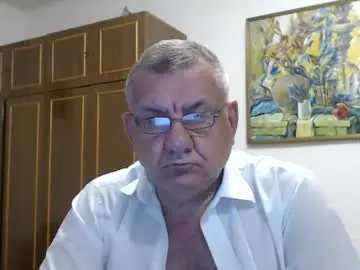 Chaturbate Live Sex Cam of machomale3