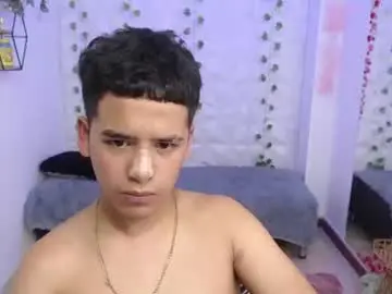 Chaturbate Sex Cam of santiago_acosta