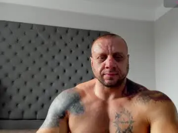 Chaturbate Adult Webcams of ironhulk22