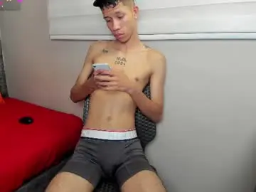 Chaturbate Sex Chat of zack_horny19