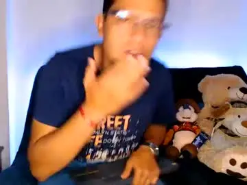 Chaturbate Live Sex Cam of littledicklatin