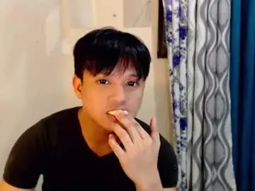 Chaturbate Live Sex Cam of kingdomcum96