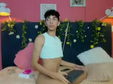 Chaturbate Private Sex Chat of ero_boy40