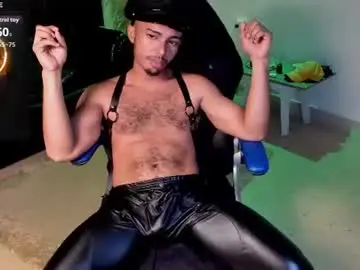Chaturbate Live Sex of titobell10
