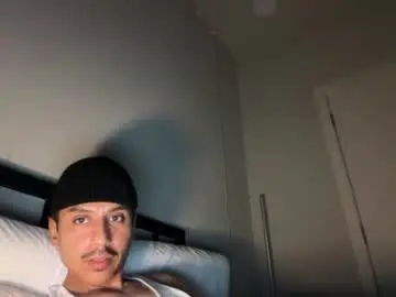 Chaturbate Free Porn Cam of xmomentumx