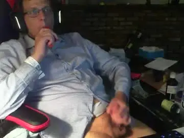 Chaturbate Live Sex Cam of whateverdude555