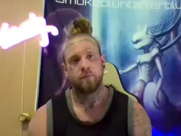 Chaturbate Nude Webcam of smokebluntafterblunt