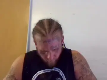 Chaturbate Free Porn Cam of smokebluntafterblunt